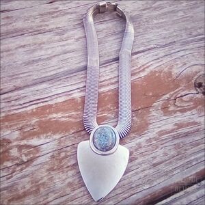 Vintage Silver Tone Omega Collar Necklace Turquoise Pendant